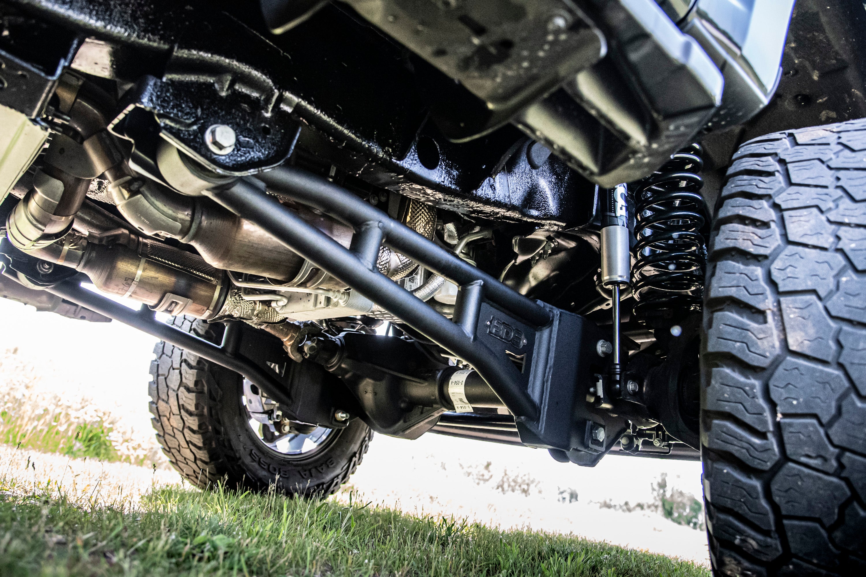 3 Inch Lift Kit w/ Radius Arm | Ford F250/F350 Super Duty (23-26) 4WD - Image 4