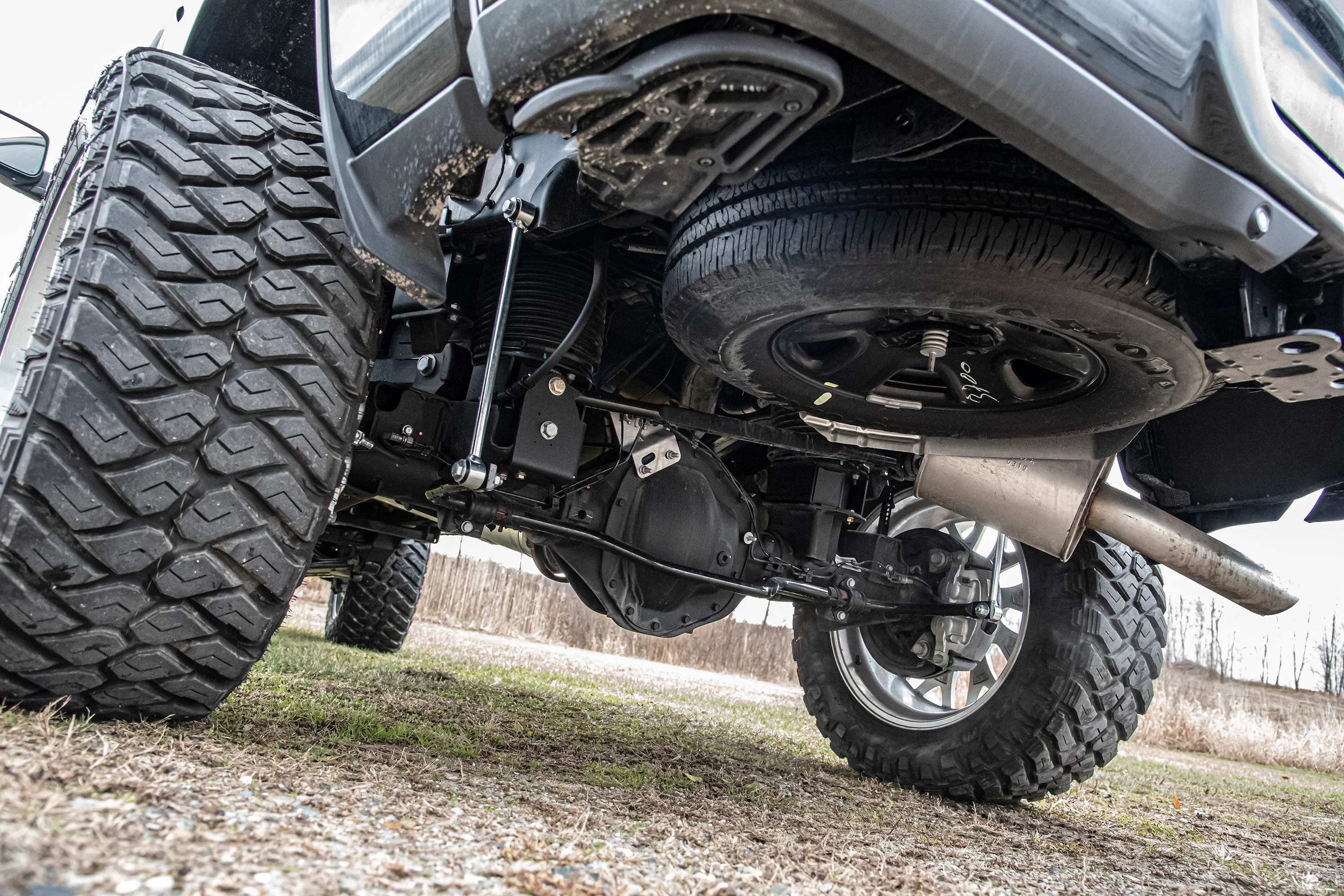 5.5 Inch Lift Kit w/ 4-Link | Ram 2500 w/ Rear Air Ride (19-24) 4WD | Gas - Image 6