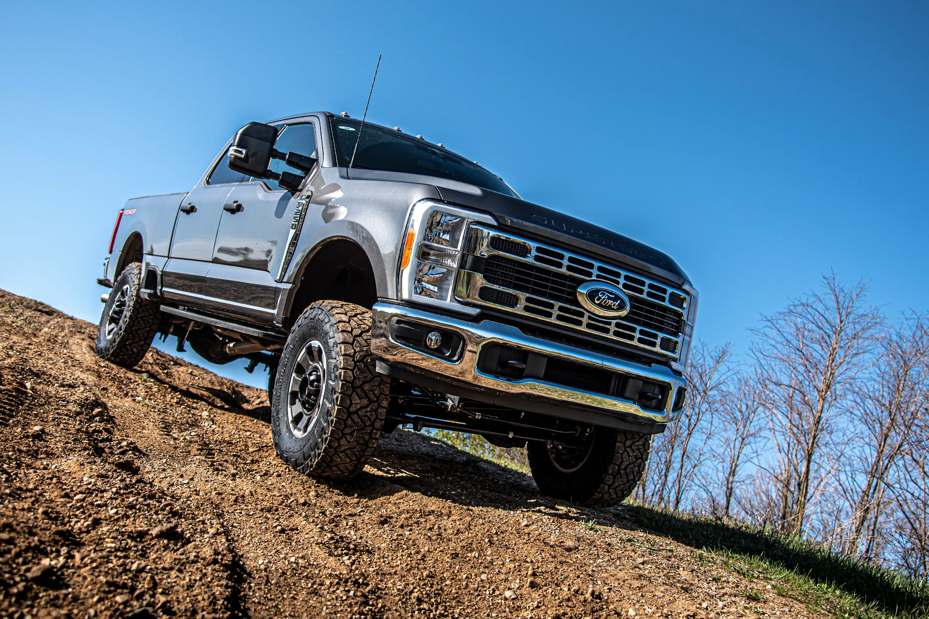 5 Inch Lift Kit w/ 4-Link | Ford F250/F350 Super Duty (23-26) 4WD | Gas - Image 2