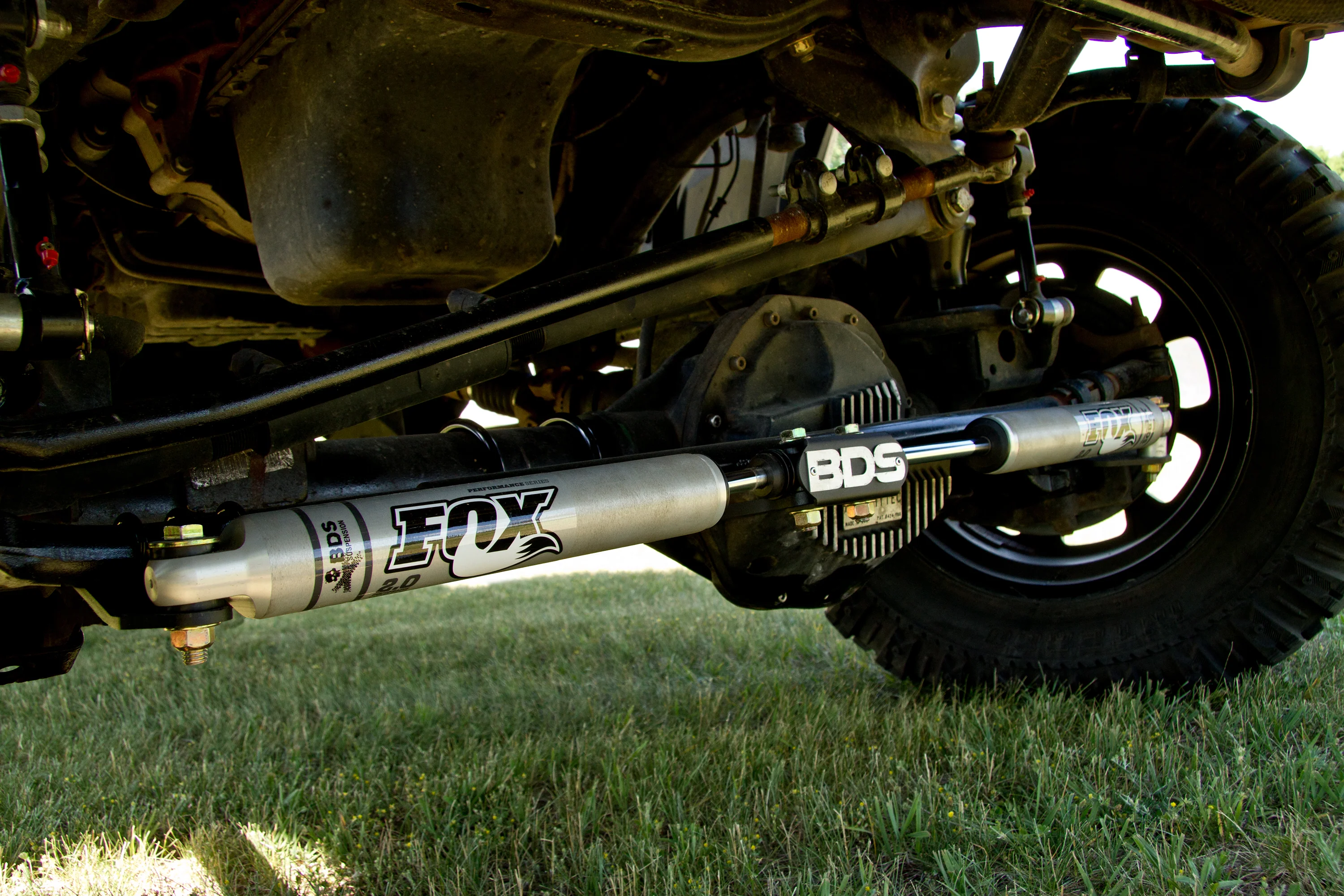 Dual Steering Stabilizer Kit w/ FOX 2.0 Performance Shocks | T-Style Steering | Dodge Ram 2500 (08-13) and 3500 (08-12) 4WD - Image 2